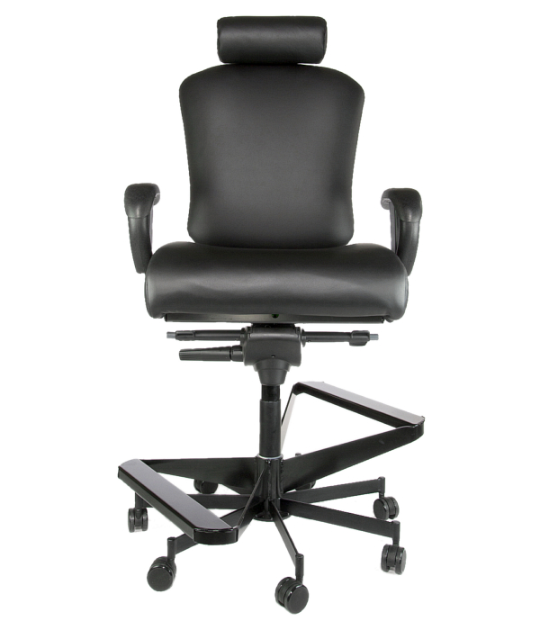 The 3150 HR adds adjustable and articulating headrest to the Two-Step Stool